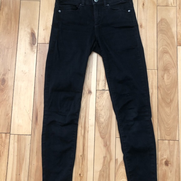 Dynamite black jeans. Size 2 - Picture 1 of 2